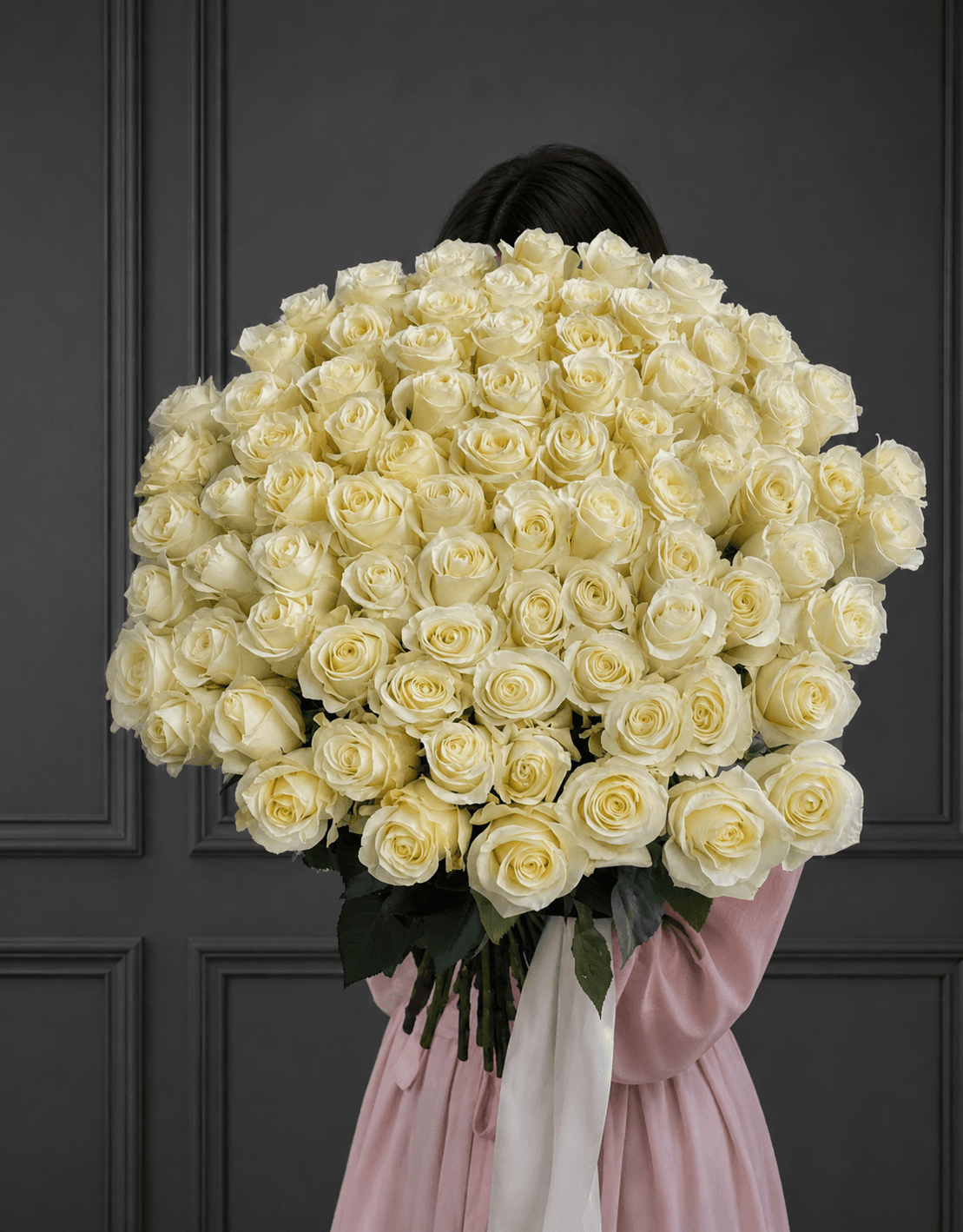 Букет White Pearl из белых роз
